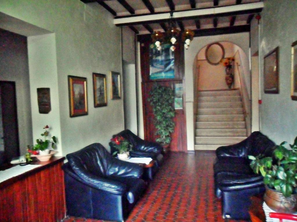 Albergo Giardino バディーア・プラタリア エクステリア 写真
