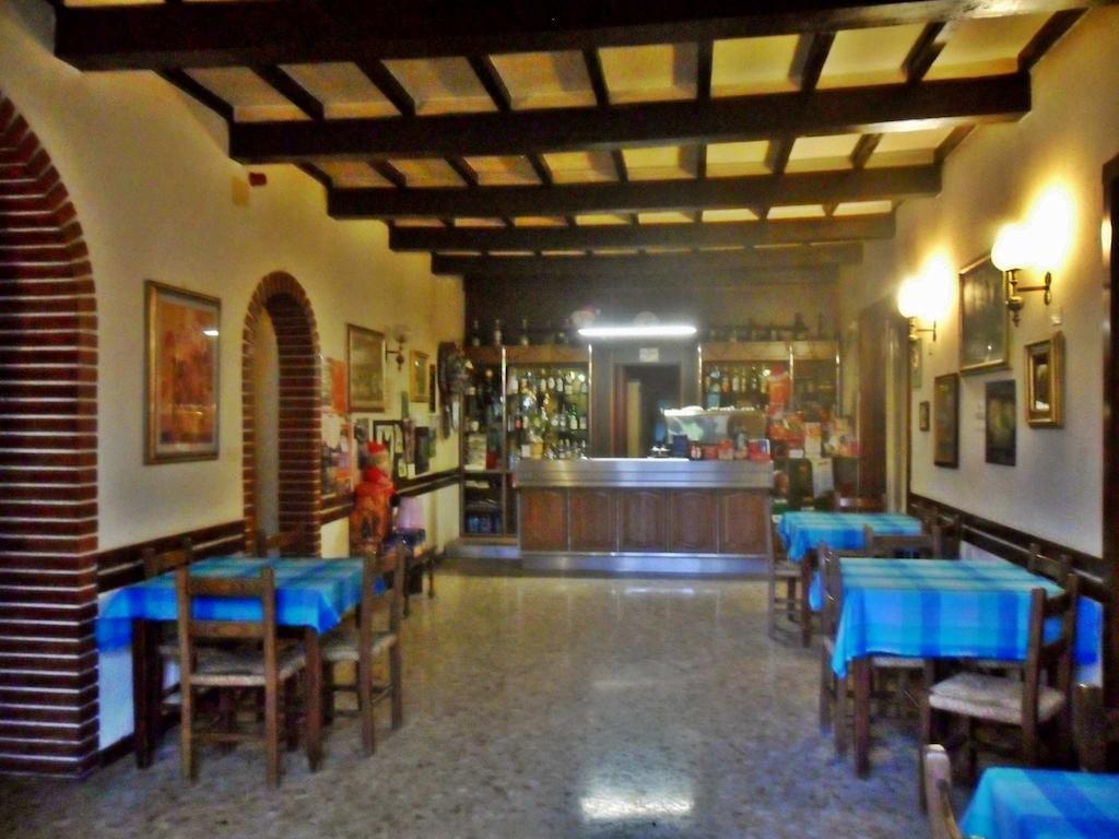 Albergo Giardino バディーア・プラタリア エクステリア 写真