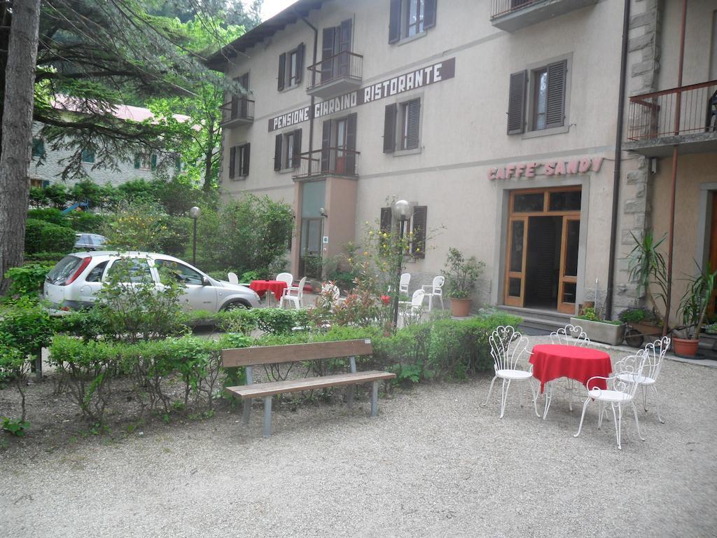 Albergo Giardino バディーア・プラタリア エクステリア 写真